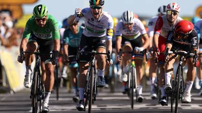 VIDEO. Milimérico triunfo de Sam Bennett en la décima etapa del Tour de Francia