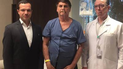 VIDEO. Jair Bolsonaro, ya sin sonda nasogástrica, retoma alimentación tras cirugía