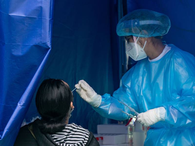 China aprobó la primera vacuna inhalable contra el Covid-19