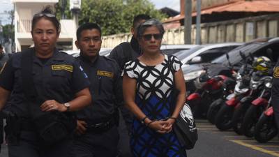 Defensa de Claudia González presenta recurso de apelación
