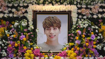 Estrellas del K-pop surcoreano se despiden de Kim Jong-Hyun en un emotivo funeral