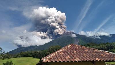 FOTOS. Volcán de Fuego registra aumento de actividad