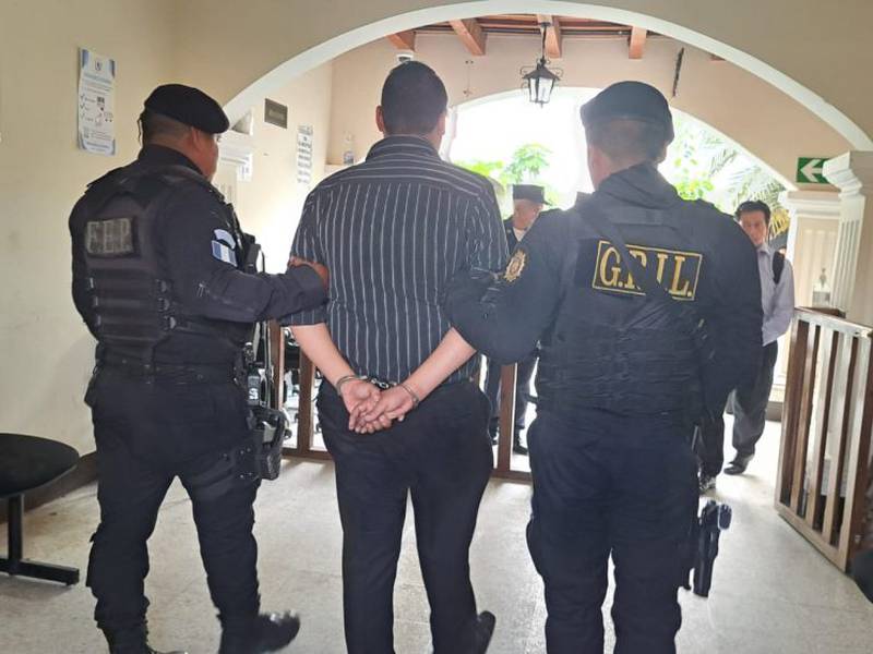 Señalados por el asesinato de maestra en la Antigua son ligados a proceso