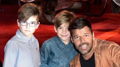 Ricky Martin es fuertemente criticado por la apariencia que luce su hijo Valentino