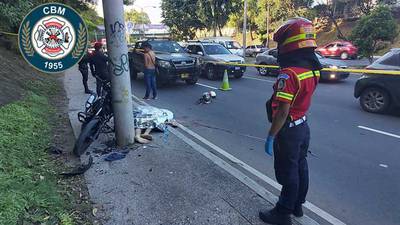 Motorista muere en bulevar Liberación tras chocar contra poste de concreto