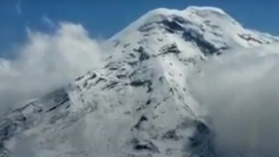 Muertos, heridos y desaparecidos tras avalancha en volcán de Ecuador