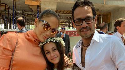 Critican a Jennifer López por el look "varonil y desarreglado" de su hija Emme