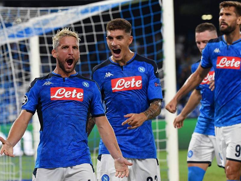 Napoli se crece y golpea al Liverpool en el inicio de la Champions