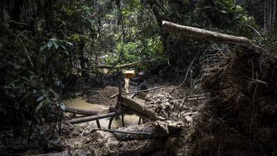 Desprendimiento en mina de oro en el Congo deja más de 20 muertos