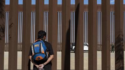 Denuncian “racismo” de autoridades fronterizas estadounidenses contra latinos