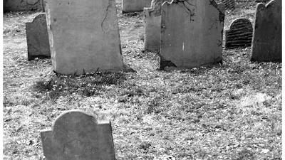 Remozarán cementerio vinculado a las brujas de Salem
