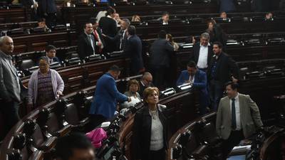 Congreso suspende discusión de retiro de inmunidad a magistrados del TSE