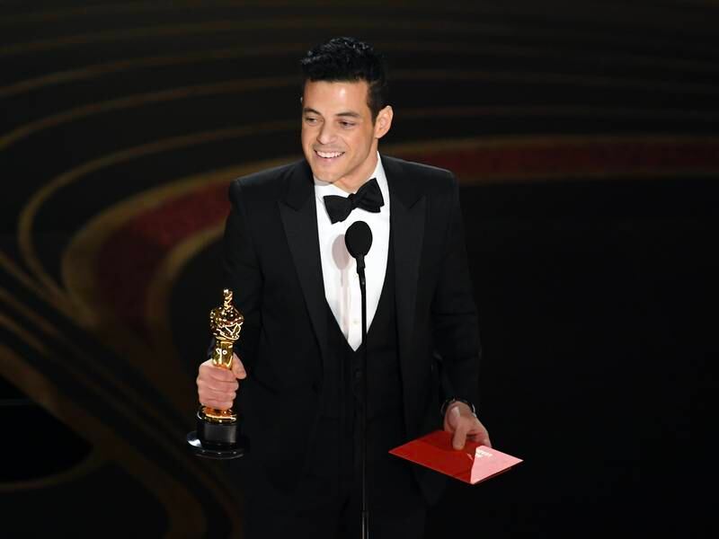 FOTOS. Después de ganar el Oscar, Rami Malek sufrió una aparatosa caída
