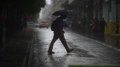 Depresión Tropical Nineteen-E se fortalecería a tormenta Pilar