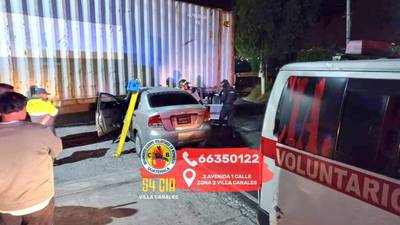 VIDEO. Conductor chocó contra un tráiler en ingreso a Boca del Monte