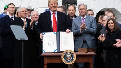 Trump firma el T-MEC, el nuevo tratado comercial de Norteamérica