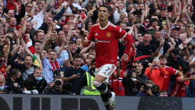 VIDEO. Cristiano Ronaldo se estrena con doblete en su regreso al Manchester United