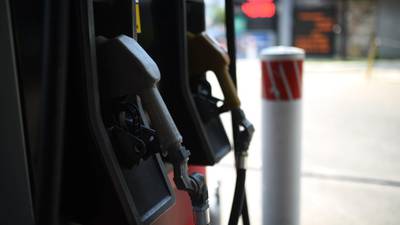 Advierten tendencia al alza en precios de combustibles para las próximas semanas