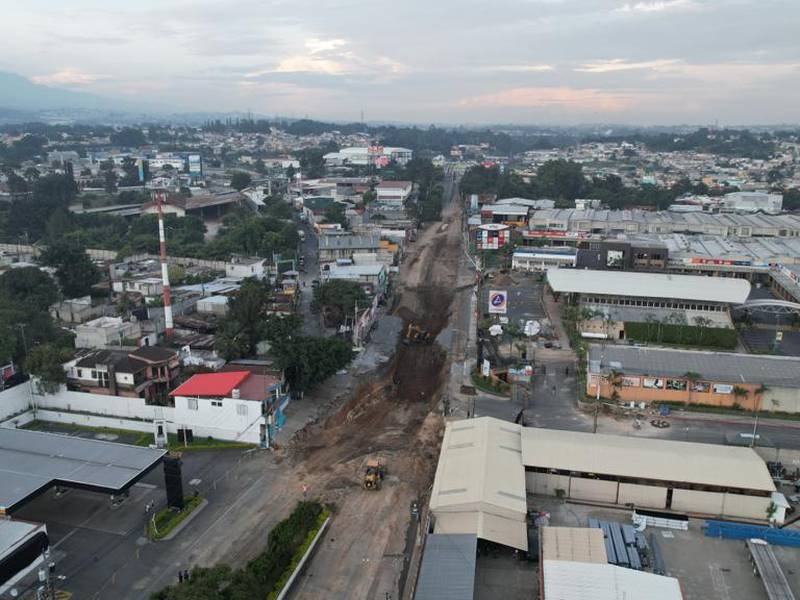 Paso cerrado por agujero en Villa Nueva estaría disponible en febrero de 2023