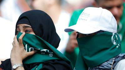 Qatar: Video les dice cómo vestir a las mujeres que lleguen al Mundial