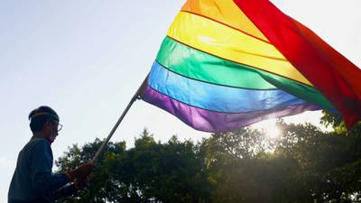 Hong Kong respalda unión entre personas del mismo sexo pero no el matrimonio igualitario