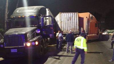 Accidente en cuesta de Villalobos complica el tránsito hacia el sur
