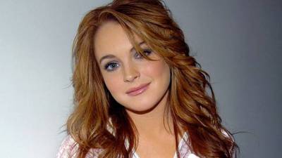 Lindsay Lohan regresa a las pantallas luciendo un rostro irreconocible