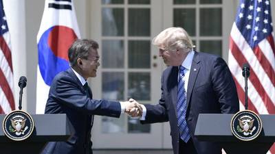 Trump y Moon quieren una “mayor presión” sobre Corea del Norte