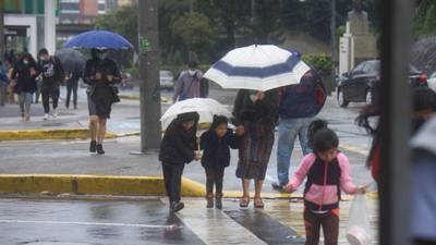 Lluvias persistirán en Guatemala por cercanía de la tormenta tropical Karl