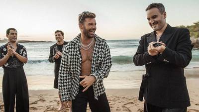 Ricky Martin se pone “bien y mal” con los integrantes de Reik