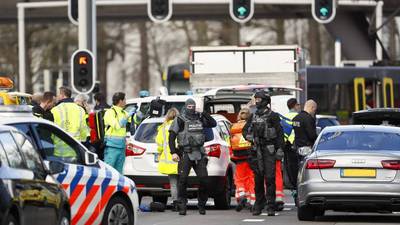 Tiroteo en Holanda deja tres muertos; difunden foto del sospechoso
