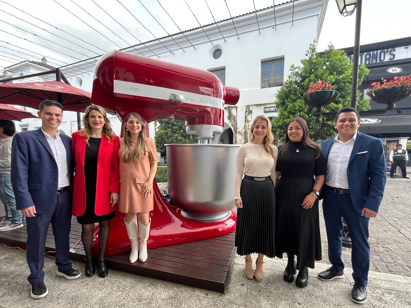 KitchenAid celebra 10 años de su tienda en Guatemala y lanza nueva línea de refrigeradores