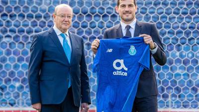 Casillas desea retirarse en el Porto y renueva su contrato