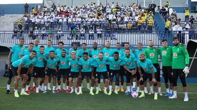 Cerca de clasificarse al Mundial Brasil recibe a Uruguay