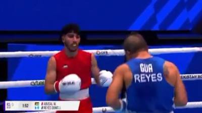 Boxeo: Juan Reyes da alegría al país tras debutar con triunfo en Mundial
