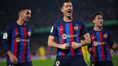 Barcelona triunfa, es líder y su jugador Robert Lewandowski es goleador