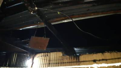 Fuertes vientos causan daños en viviendas en Suchitepéquez