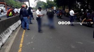Accidentes en ruta a El Salvador dejan dos motoristas fallecidos