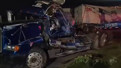 Accidentes en Villa Nueva complican aún más el tránsito