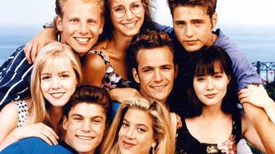 Estrellas de “Beverly Hills, 90210” recuerdan con amor a Luke Perry