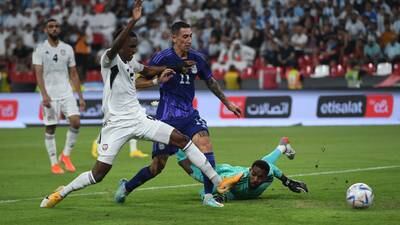 Argentina golea a Emiratos Árabes Unidos previo a su debut mundialista