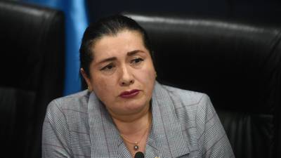 Magistrada Blanca Alfaro llama a Bernardo Arévalo a retomar proceso de transición