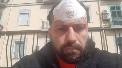 VIDEO. Actor italiano con coronavirus se graba junto a su hermana muerta por esa enfermedad