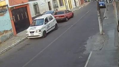 Capturan a piloto de taxi acusado de violación tras video viral