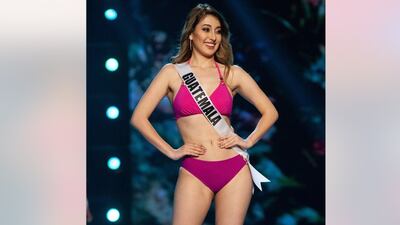 La actual Miss Guatemala luce irreconocible tras cambio de look y su descarado escote se roba la atención