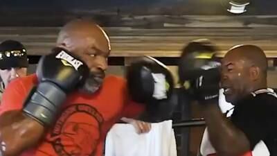 Mike Tyson hace oficial su regreso y revela quién será su rival