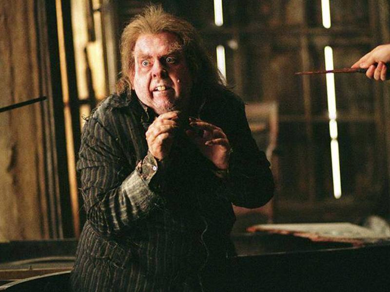 Actor de Harry Potter sigue impactando con su desmejorado aspecto
