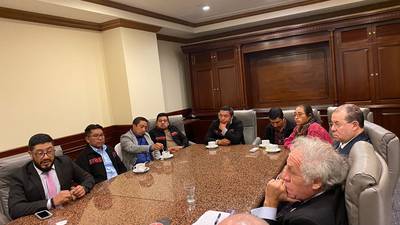 Luis Almagro se reúne con binomio presidencial electo y 48 Cantones