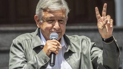 López Obrador envía un “abrazo” a los sobrevivientes del accidente aéreo en Durango