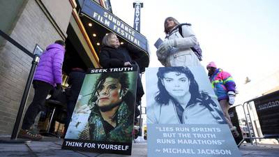 Acusadores de Michael Jackson son ovacionados en Sundance